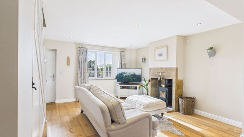 3 bed house for sale in Ham Hill, Stoke-Sub-Hamdon 9