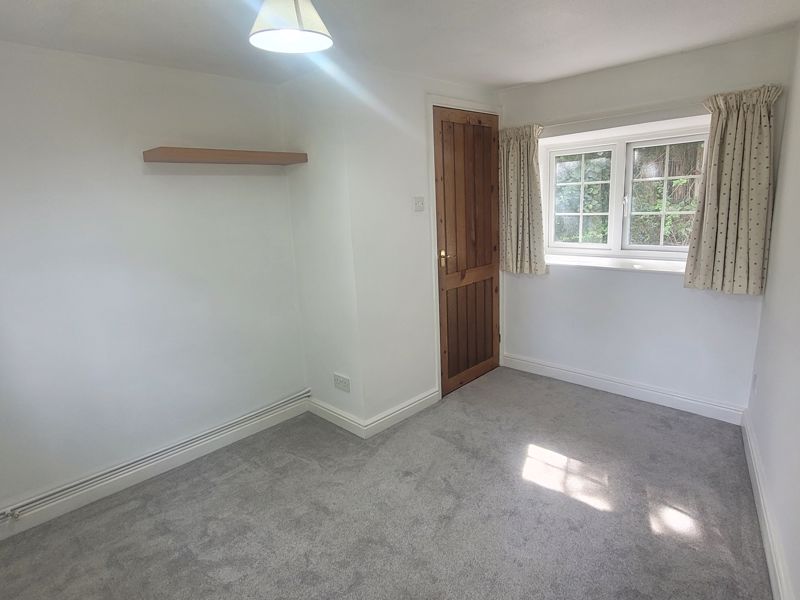 2 bed cottage for sale in Snails Hill, West Chinnock  - Property Image 6