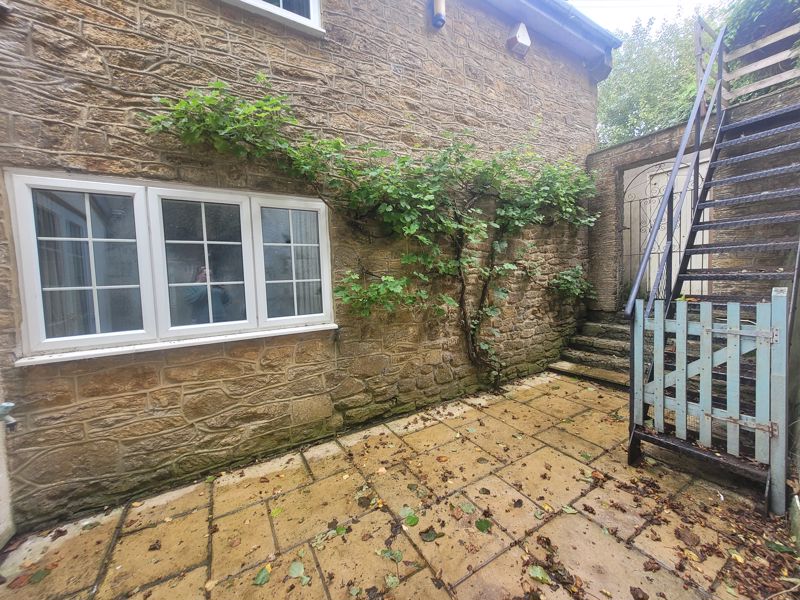 2 bed cottage for sale in Snails Hill, West Chinnock 6
