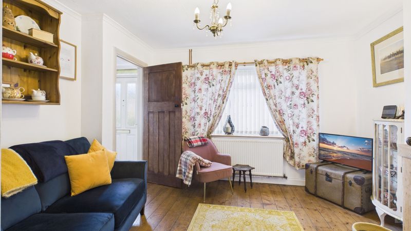 2 bed cottage for sale in Middle Street, Shepton Beauchamp  - Property Image 3