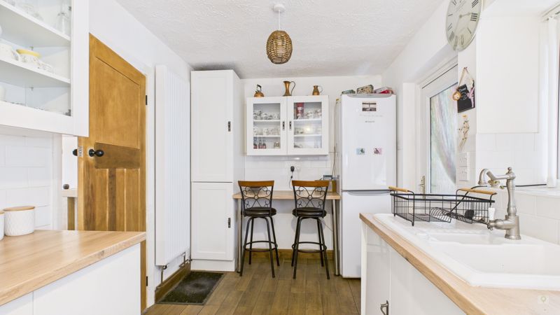 2 bed cottage for sale in Middle Street, Shepton Beauchamp 4