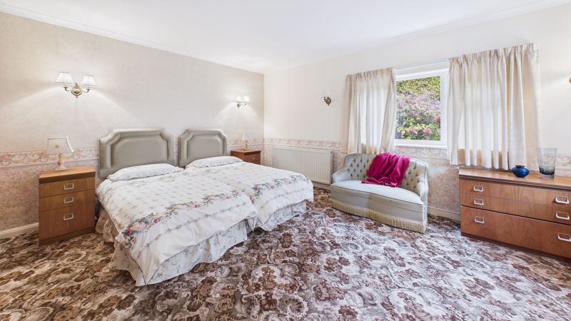 4 bed bungalow for sale in Nash Lane, Yeovil 5