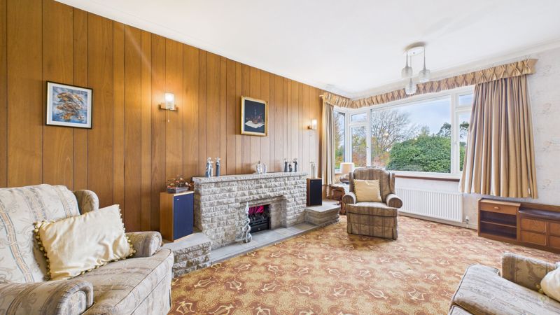 4 bed bungalow for sale in Nash Lane, Yeovil 3