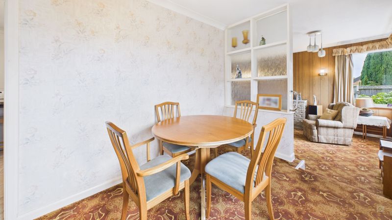 4 bed bungalow for sale in Nash Lane, Yeovil 4