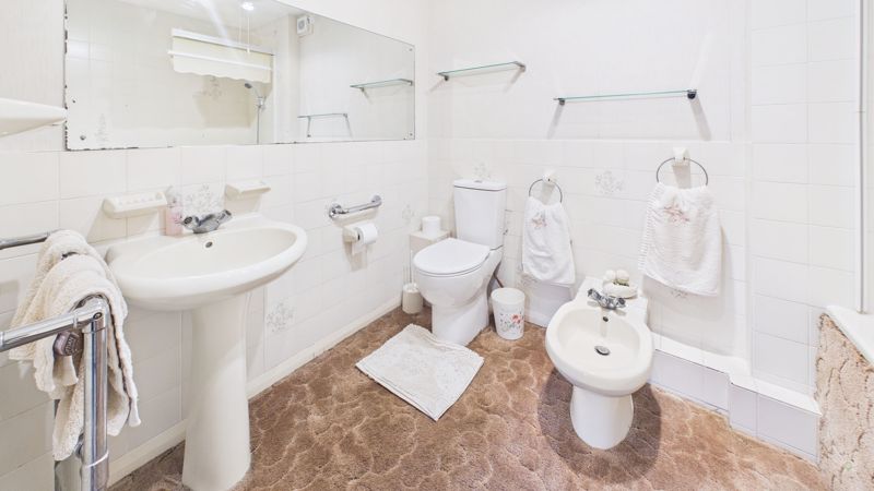 4 bed bungalow for sale in Nash Lane, Yeovil  - Property Image 20