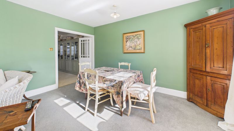 3 bed house for sale in St. James Street, South Petherton  - Property Image 6