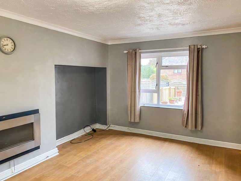 2 bed house for sale in Rex Road, Higher Odcombe 2