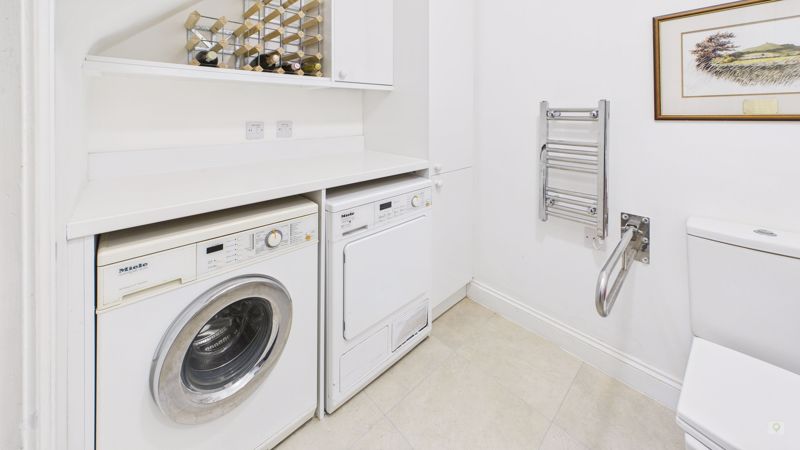 2 bed house for sale in Hayes End Manor, South Petherton  - Property Image 12