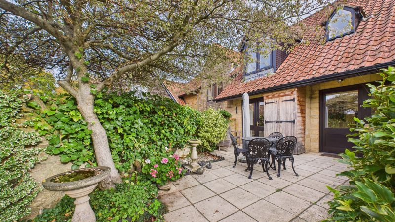 2 bed house for sale in Hayes End Manor, South Petherton  - Property Image 8