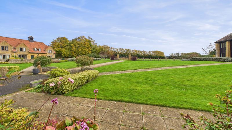 2 bed house for sale in Hayes End Manor, South Petherton  - Property Image 24