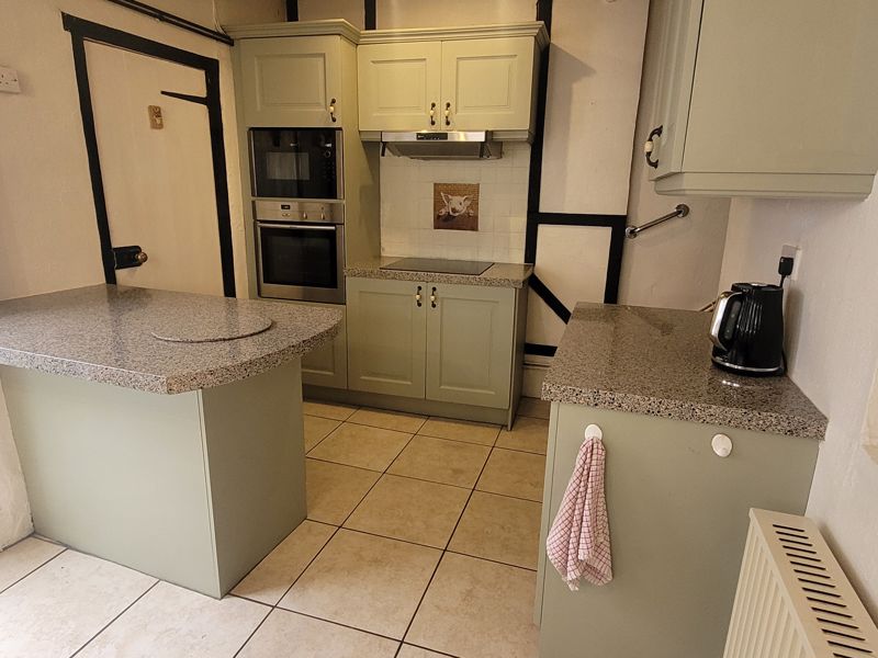 3 bed cottage for sale in North Street, Shepton Beauchamp 14