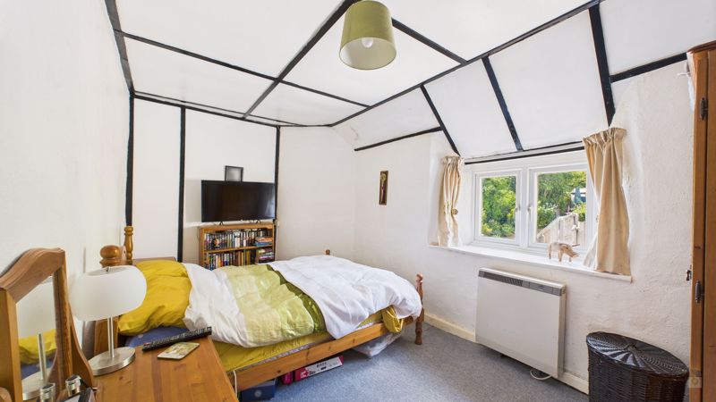 3 bed cottage for sale in North Street, Shepton Beauchamp 5