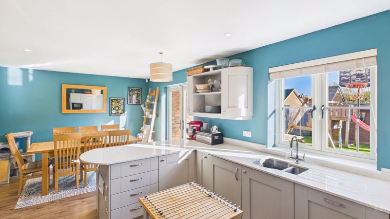 4 bed house for sale in Orchard Drive, Merriott  - Property Image 4