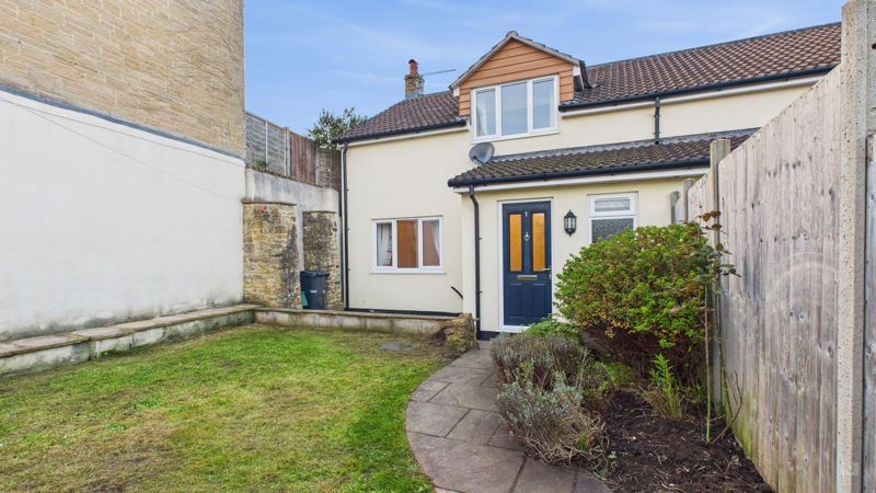 2 bed house to rent in Middle Street, Misterton  - Property Image 9