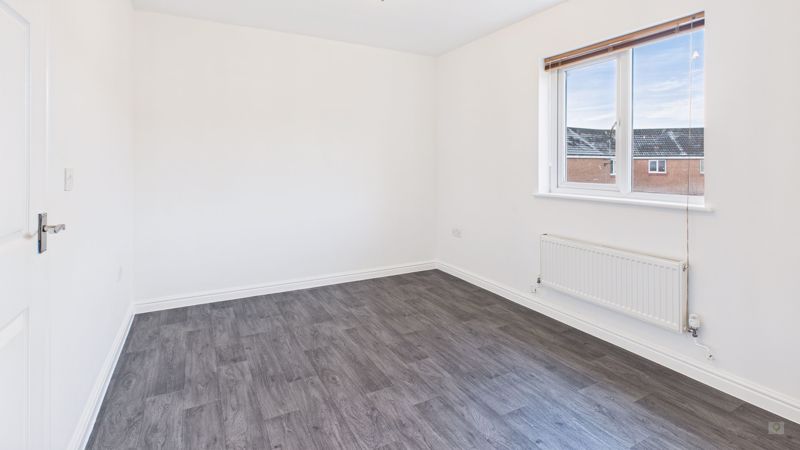 3 bed to rent in Tristram Close, Yeovil  - Property Image 5