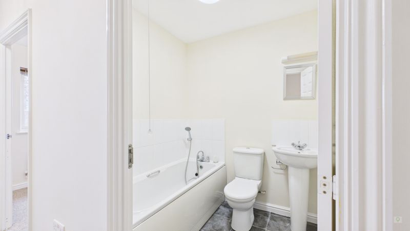 3 bed to rent in Tristram Close, Yeovil  - Property Image 12