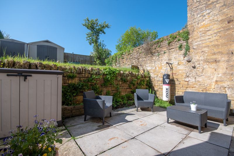 3 bed house for sale in Higher Street, Bower Hinton  - Property Image 15