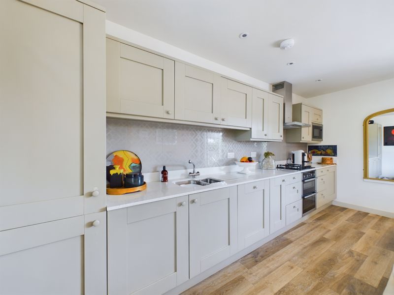 2 bed house for sale in Old Farm Walk, Merriott  - Property Image 2