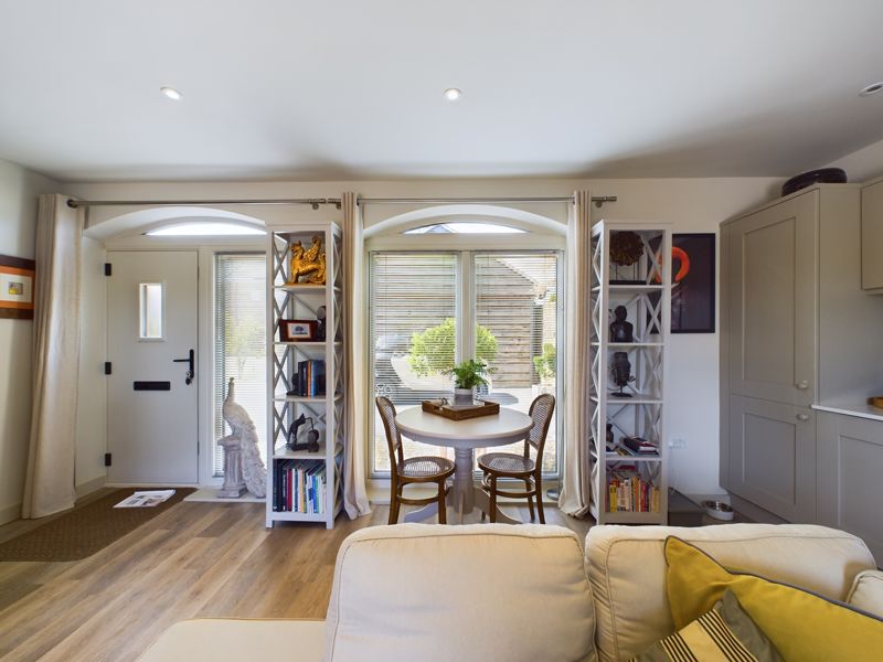 2 bed house for sale in Old Farm Walk, Merriott  - Property Image 3