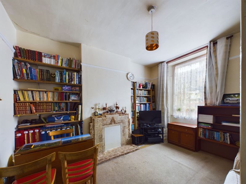 3 bed cottage for sale in North Street, Martock  - Property Image 6