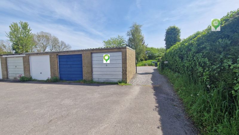 3 bed cottage for sale in Bower Hinton, Martock  - Property Image 13