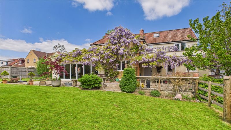 4 bed cottage for sale, Over Stratton  - Property Image 2