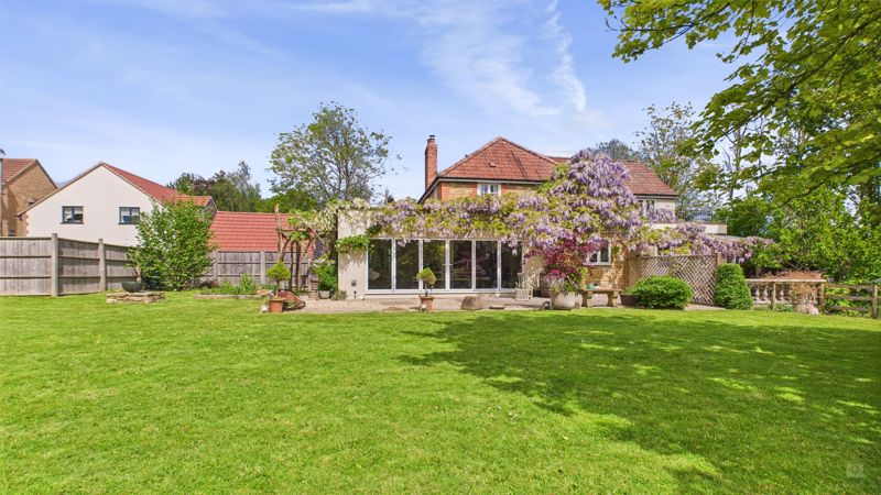 4 bed cottage for sale, Over Stratton  - Property Image 33