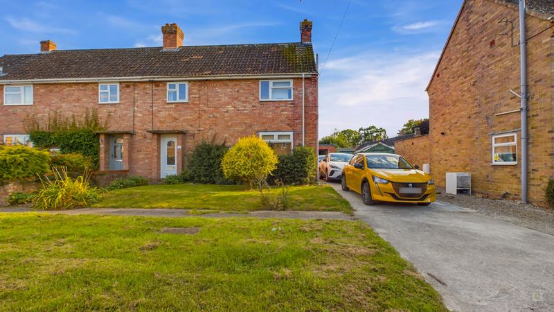 3 bed house for sale in Stapleton Close, Martock  - Property Image 1