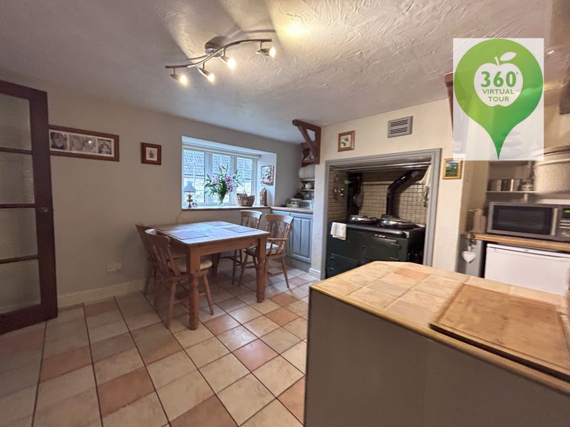 5 bed cottage for sale in North Street, Norton sub Hamdon  - Property Image 15