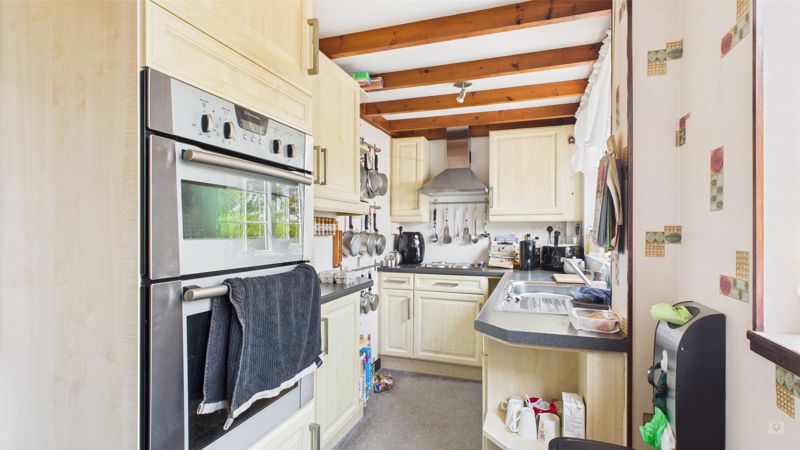 4 bed house for sale in Dray Road, Higher Odcombe  - Property Image 9
