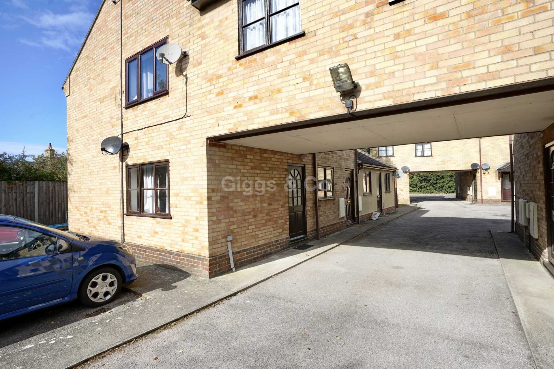 2 bed flat to rent in St. Neots Road, Eaton Ford 0