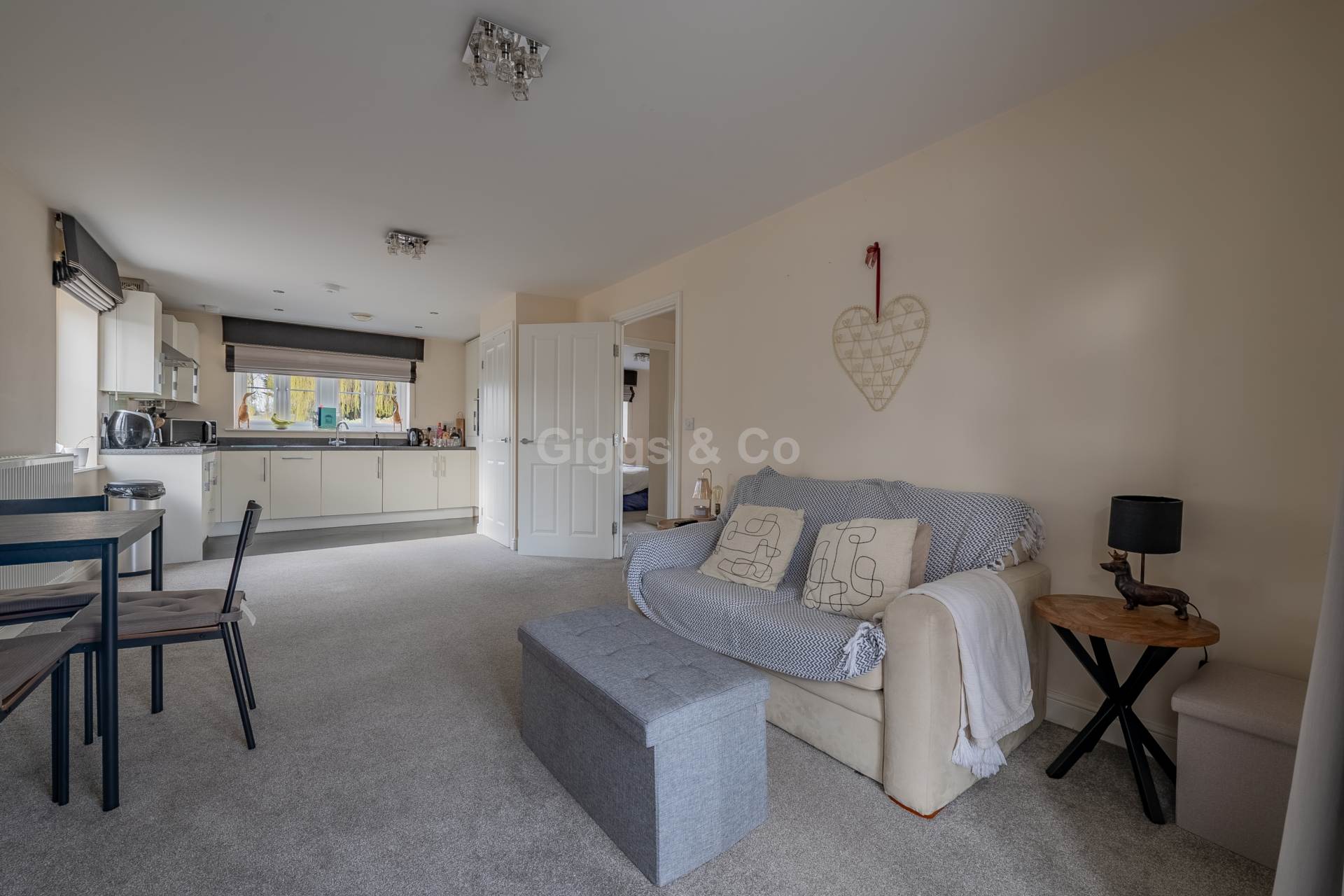 2 bed flat to rent in Kings Lane, St Neots  - Property Image 5