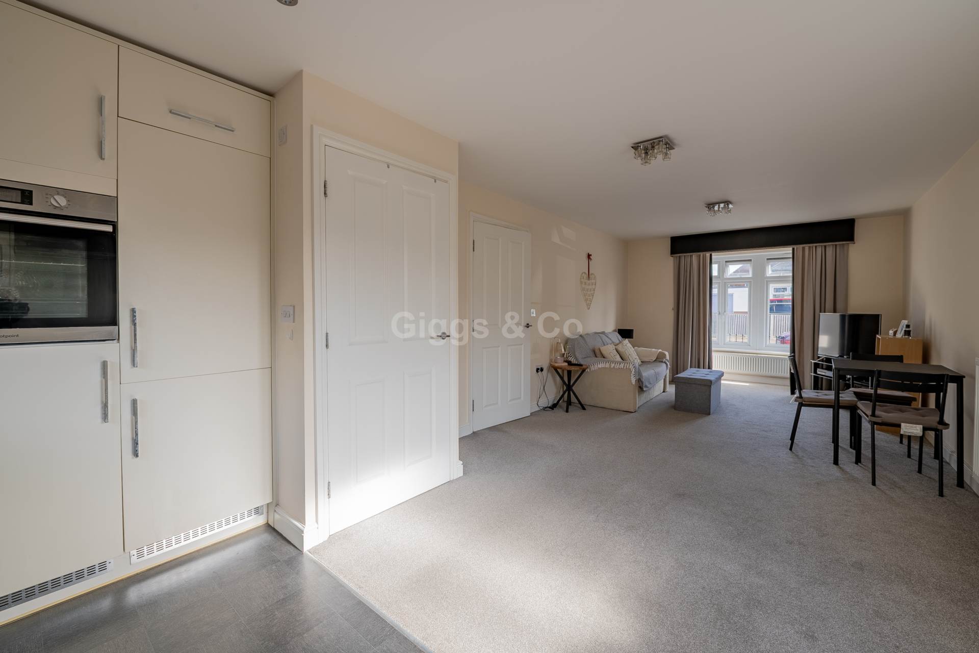 2 bed flat to rent in Kings Lane, St Neots  - Property Image 10