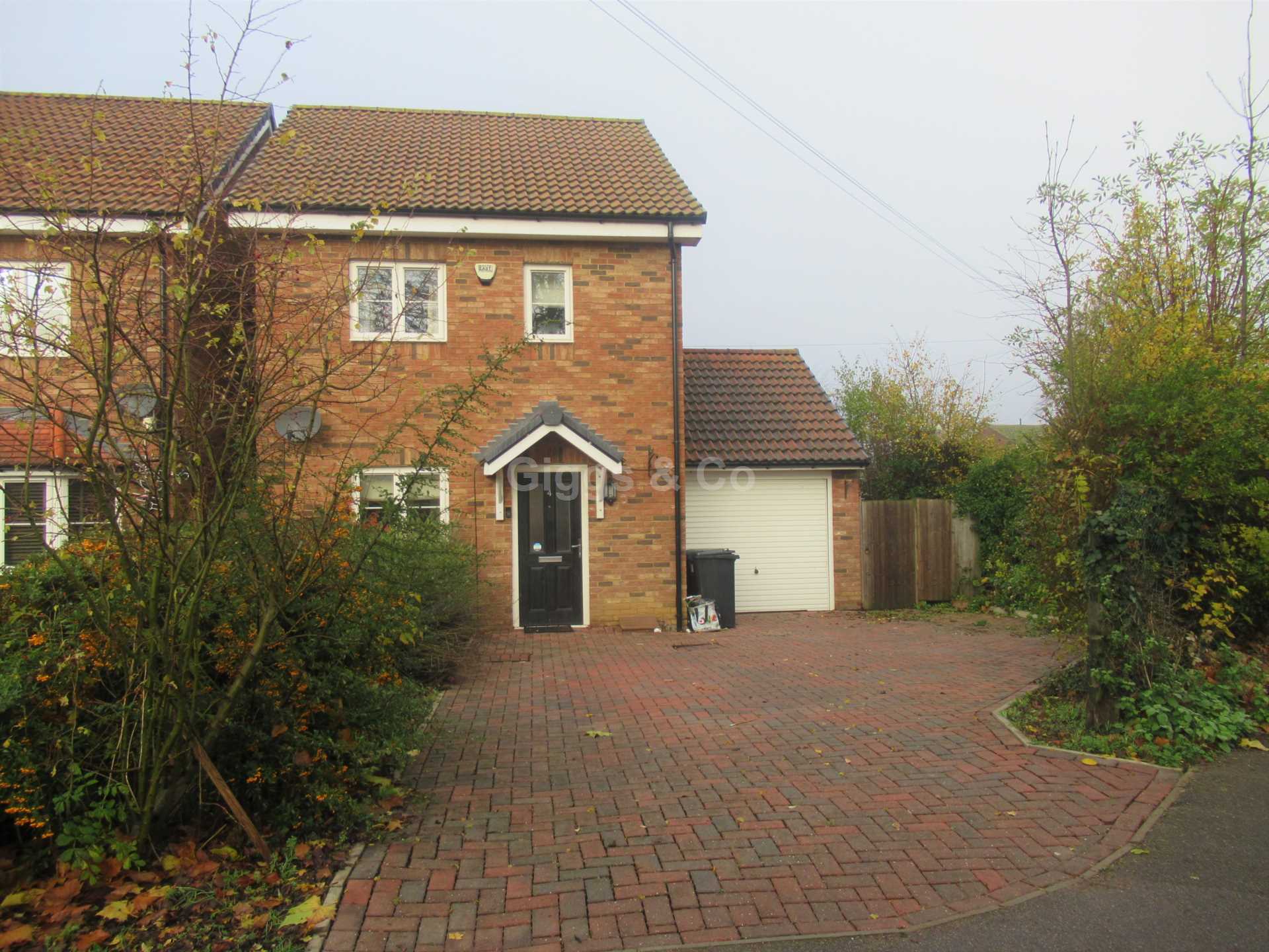 4 bed detached house to rent in Hen Brook, St Neots, PE19