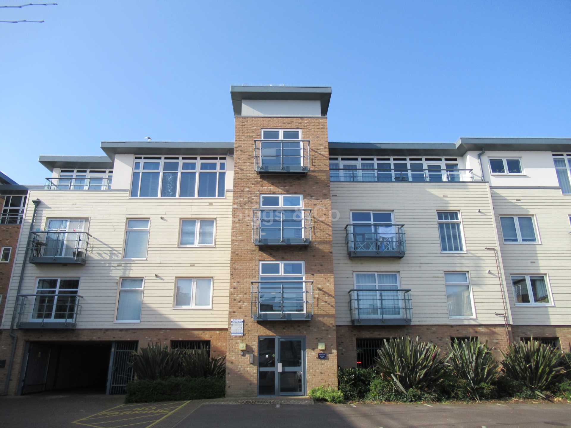 2 bed apartment to rent in Red Admiral Court, Little Paxton 0