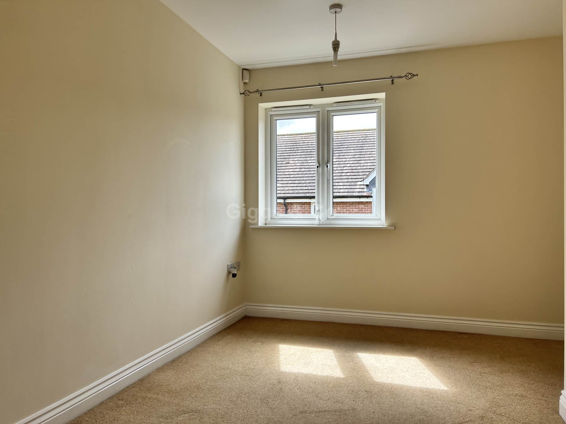 2 bed coach house to rent in Middle Ground, St Neots 5