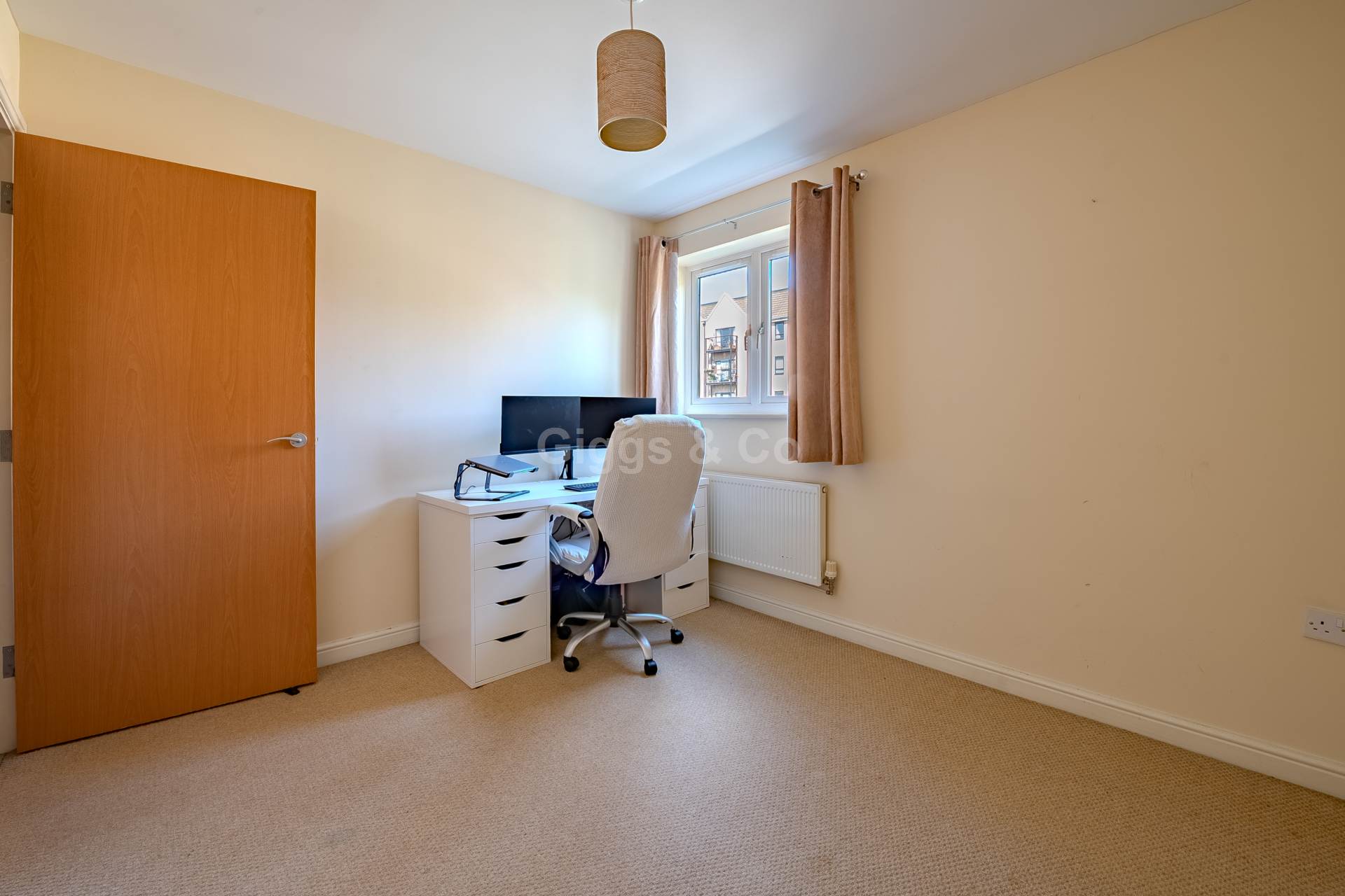 2 bed flat to rent in Skipper Way, St Neots  - Property Image 7
