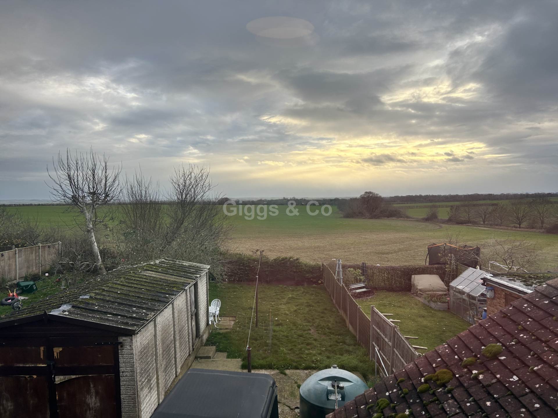 3 bed semi-detached house to rent in Village Road, Sandy 8