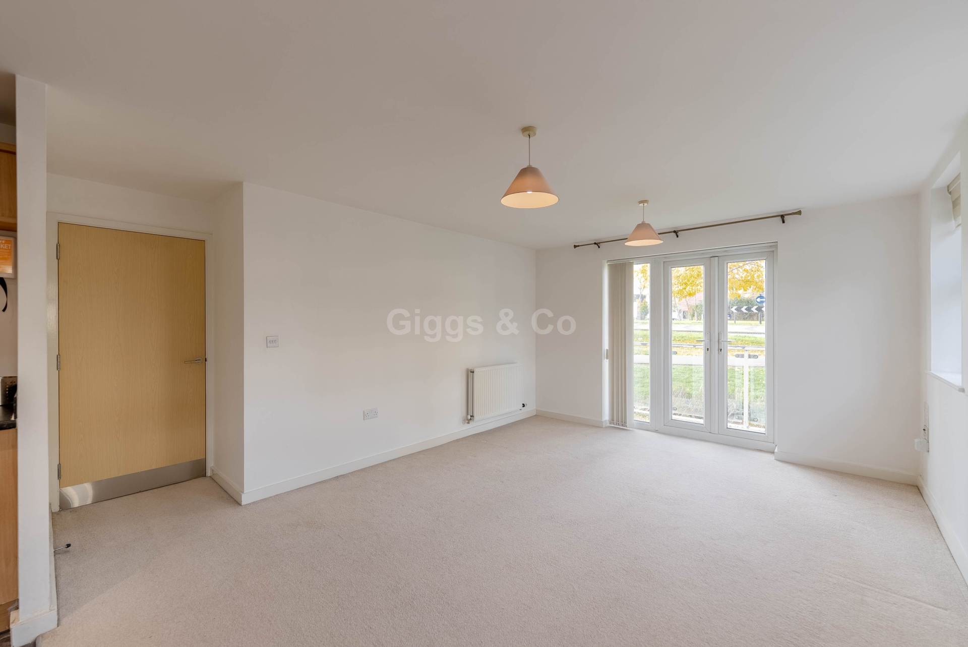 2 bed flat to rent in Stonehill, St Neots  - Property Image 6