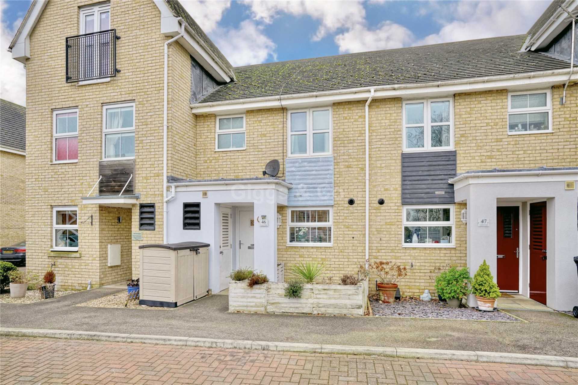 3 bed terraced house to rent in Linton Close, St Neots 0