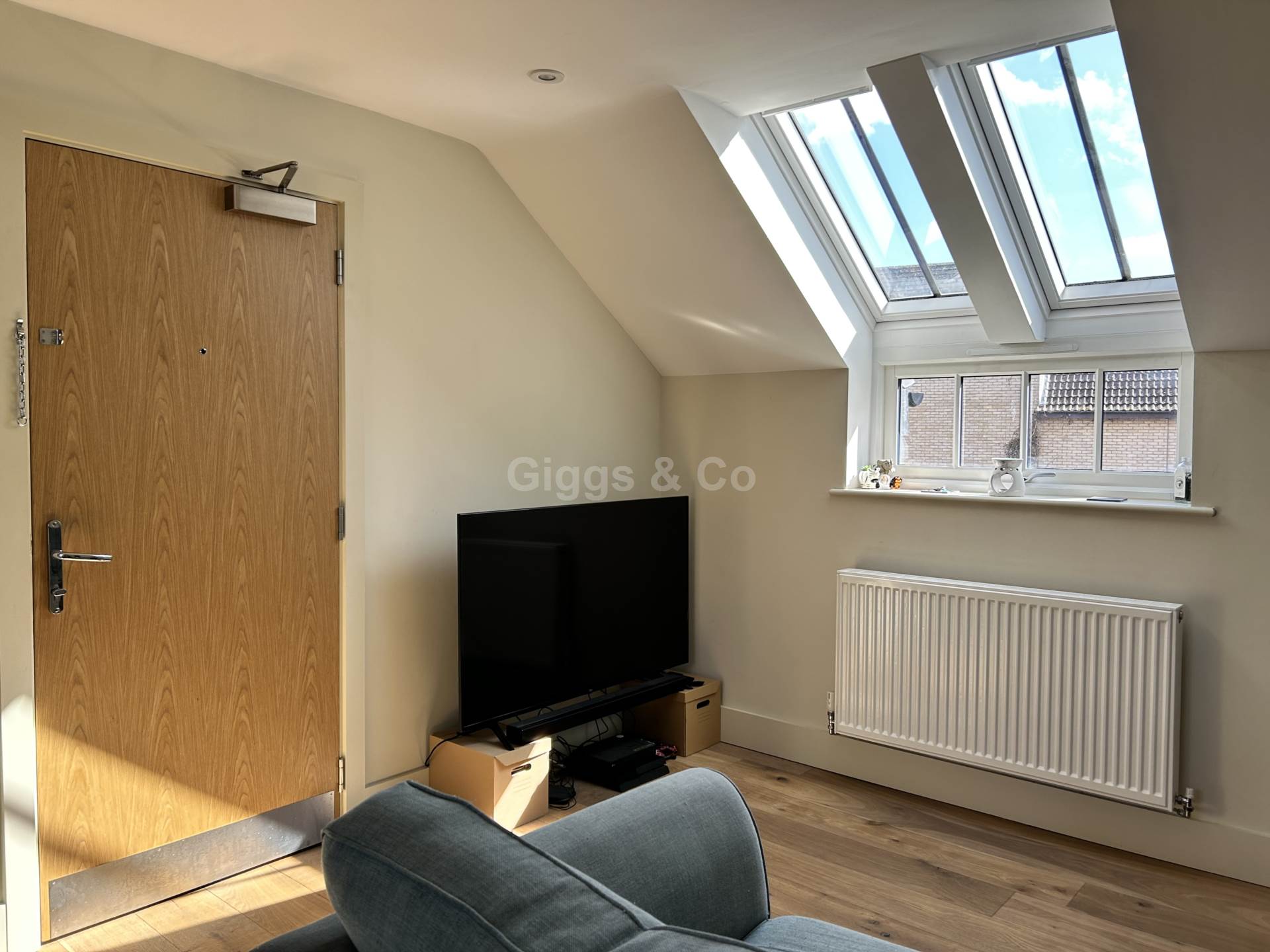 2 bed flat to rent in Hopbine Yard, St Ives  - Property Image 3