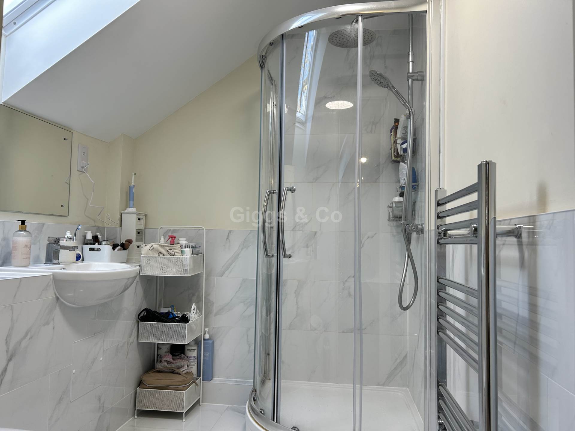 2 bed flat to rent in Hopbine Yard, St Ives  - Property Image 7