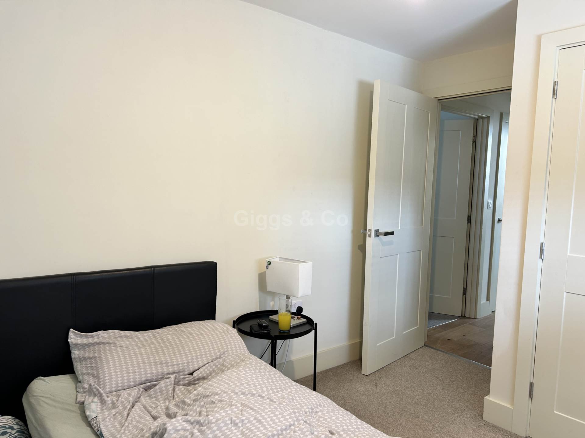 2 bed flat to rent in Hopbine Yard, St Ives  - Property Image 8