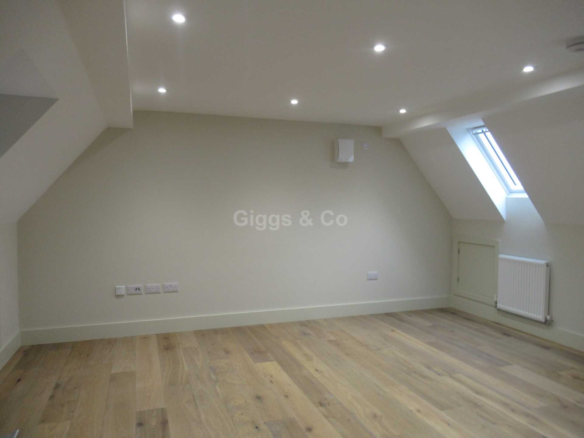 1 bed flat to rent in Hopbine Yard, East Street, St Ives 2