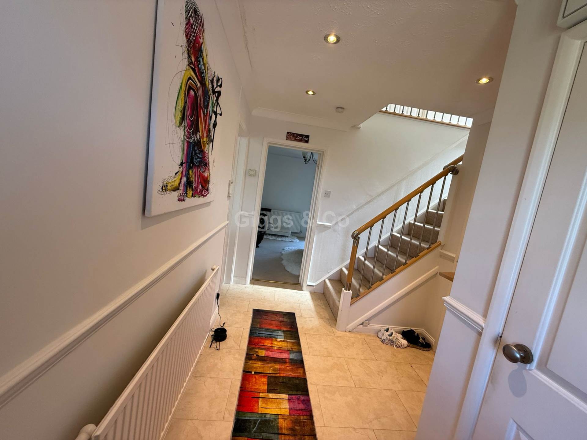 4 bed detached house to rent in Woodmere, Luton  - Property Image 2
