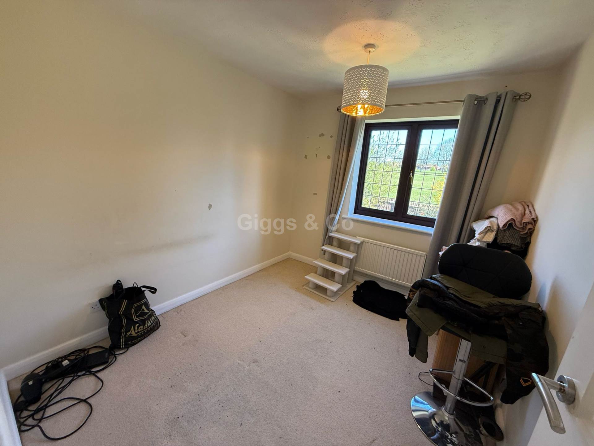 4 bed detached house to rent in Woodmere, Luton  - Property Image 13