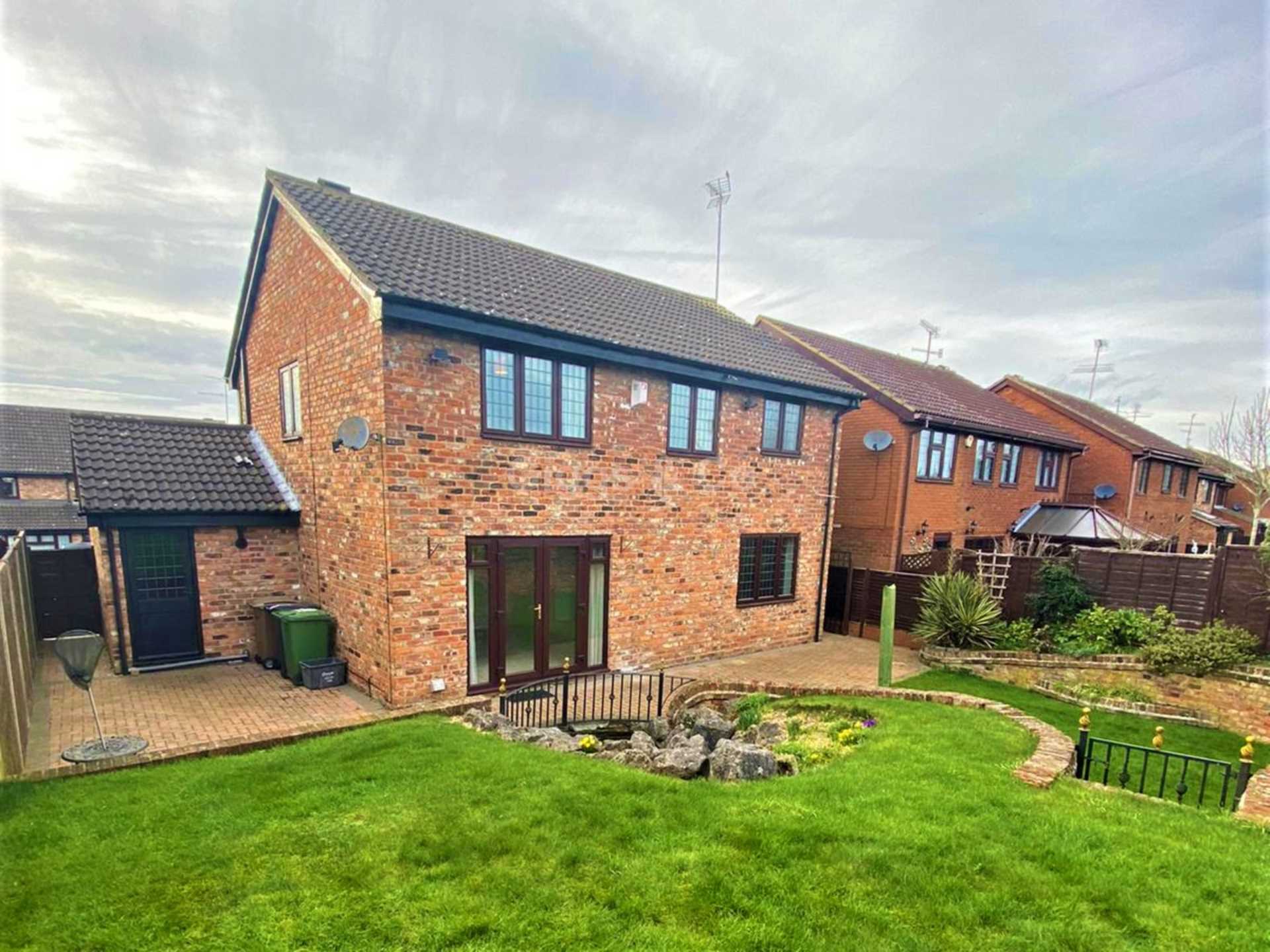 4 bed detached house to rent in Woodmere, Luton  - Property Image 18