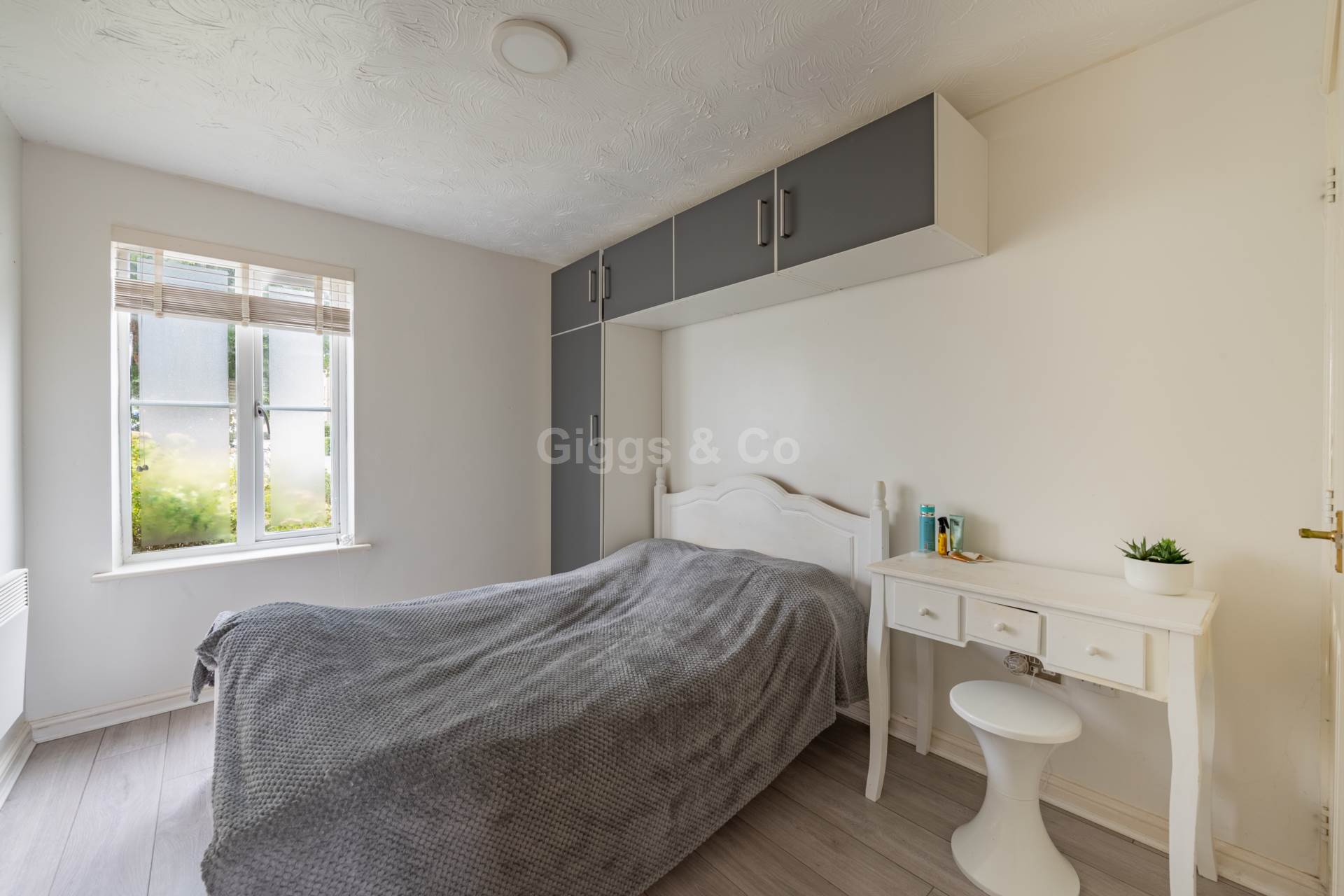 2 bed flat to rent in Jubilee Green, Papworth Everard, Cambridge  - Property Image 7