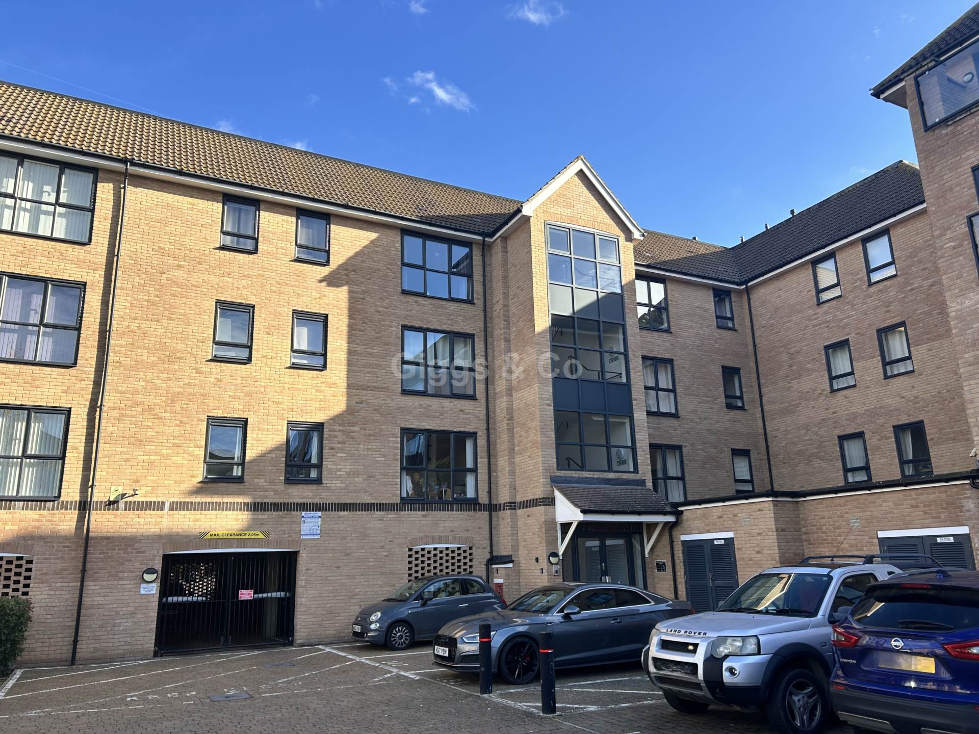 2 bed flat to rent in Marbled White Court, St Neots - Property Image 1