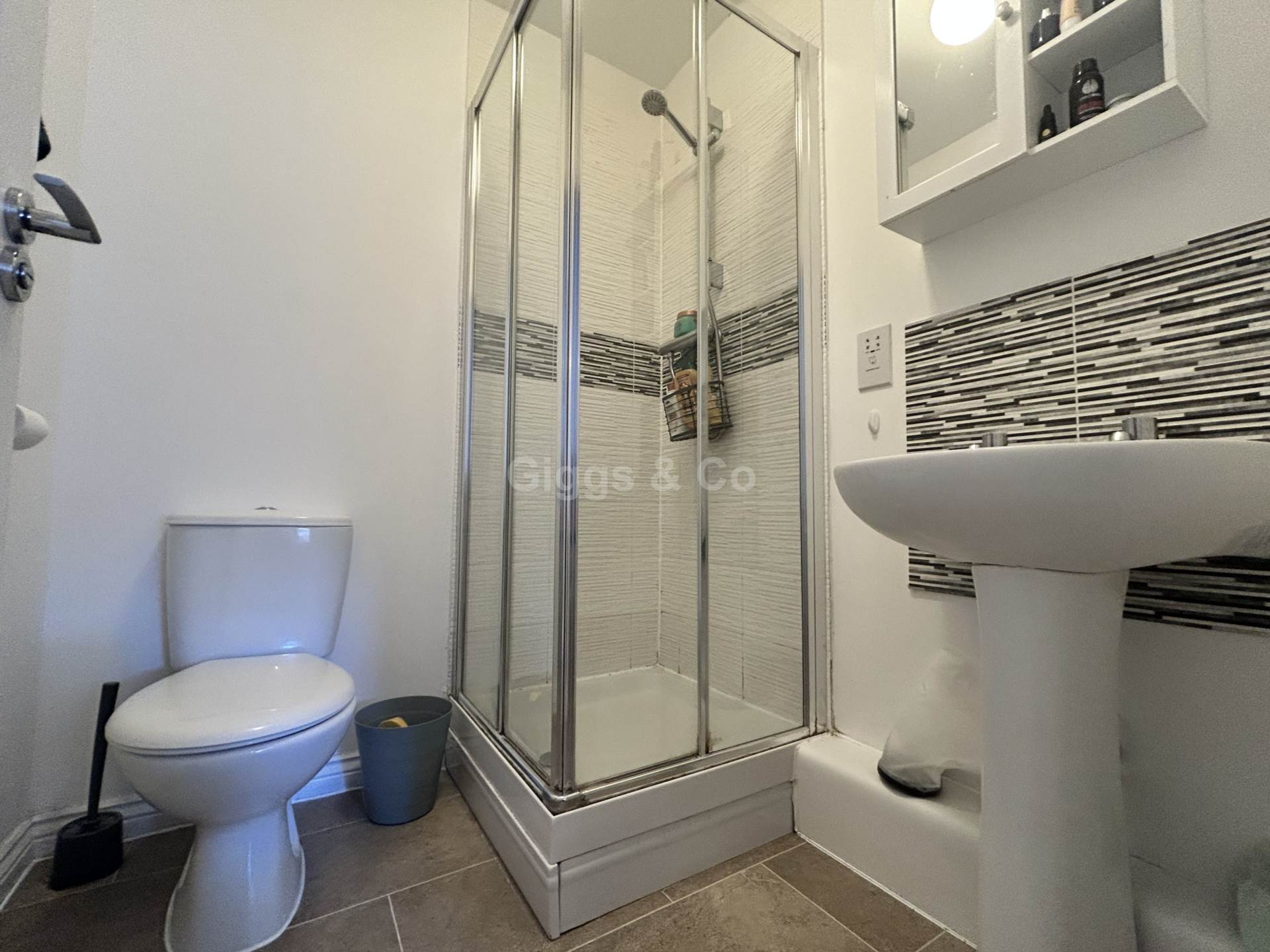 2 bed flat to rent in Marbled White Court, St Neots 10